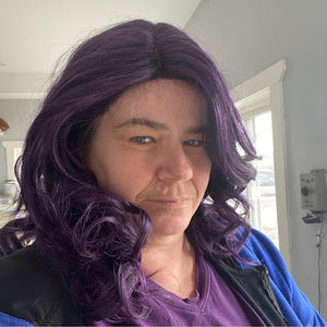 Meet your Posher, Val